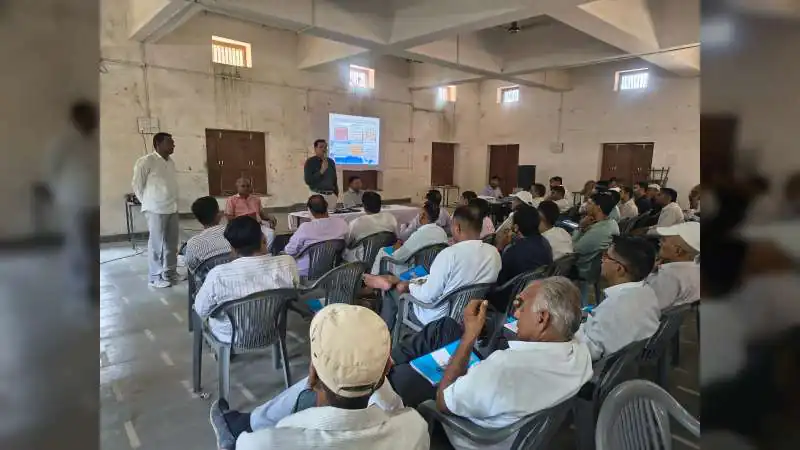 प्रथम प्रशिक्षण में अनुपस्थित कार्मिकों के विरूद्ध होगी कार्यवाही- उप जिला निर्वाचन अधिकारी